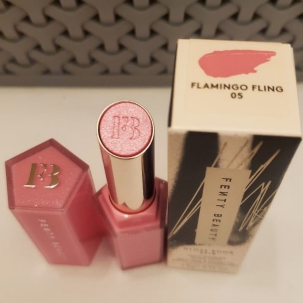 Fenty Beauty Gloss Bomb Stix High-Shine Gloss Stick N8 Flamingo Fling. BNIB - Picture 2 of 4